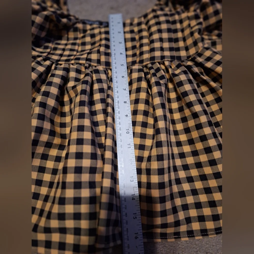 Nasty Gal Black and Tan And Orange Blend  Checkered Puff Sleeve Crop Top